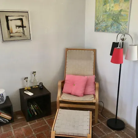 Beach Front 2 Bedroom Vacation - Summerhus בית נופש *