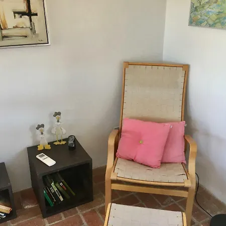 Beach Front 2 Bedroom Vacation - Summerhus בית נופש
