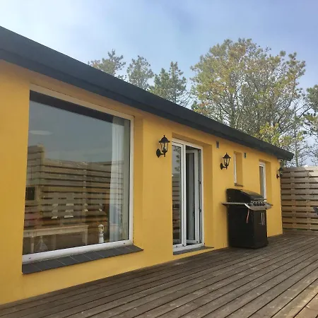 Beach Front 2 Bedroom Vacation - Summerhus בית נופש Jerup