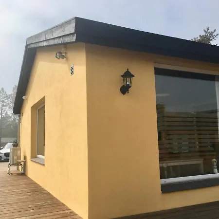 בית נופש Beach Front 2 Bedroom Vacation - Summerhus *
